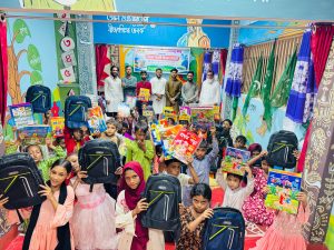 আন্তর্জাতিক সাক্ষরতা দিবসে চট্টগ্রামে শিক্ষা সামগ্রী বিতরণ